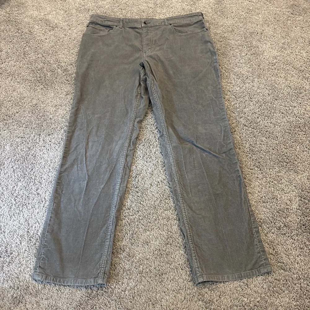 Duluth Trading Co. Men's Straight Leg Tan Corduroy Pants - 38x32 Standard Fit